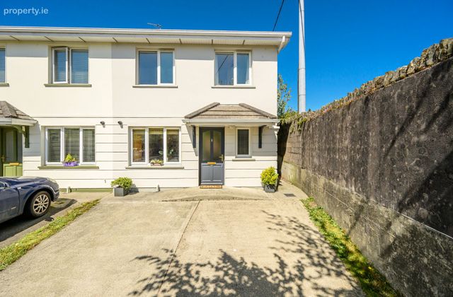 13 Thornfields, Kilbrogan, Bandon, Co. Cork - Click to view photos