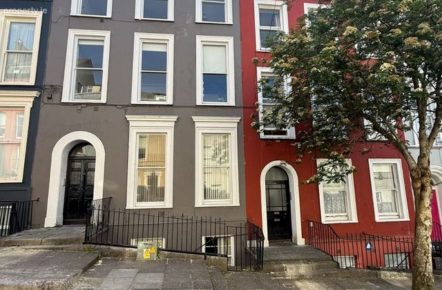 Apartment 3, 12 Saint Patrick's Hill, Cork City Centre, Co. Cork - Click to view photos