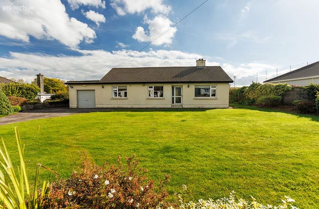 Drombeg, Clogherane, Dungarvan, Co. Waterford - Click to view photos