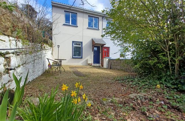1 Rockvale, Lower Glanmire Road, St. Lukes, Co. Cork - Click to view photos
