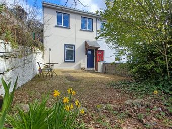 1 Rockvale, Lower Glanmire Road, St. Lukes, Co. Cork