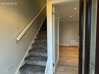 4 Lansdowne Village, Sandymount, Sandymount, Dublin 4 - Image 4