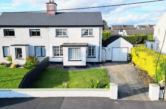 4 Drumlease Terrace, Drumlease Road, Dromahair, Co. Leitrim - Click to view photos
