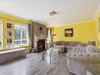 84 Castle Riada Drive, Lucan, Co.dublin, Lucan, Co. Dublin - Image 2