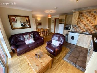 5 Cill Tullaigh House, 115 Upper Newcastle, Newcastle, Galway, Newcastle, Co. Galway - Image 2