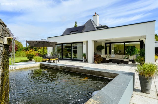 Entwood, Bailick Avenue, Midleton, Co. Cork, Midleton, Co. Cork - Click to view photos