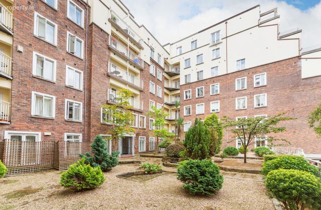 110 The Northumberlands, Love Lane East, Mount Street Lower, Dublin 2 - Click to view photos