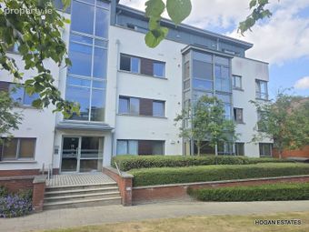 Apt 94 Southmede, Ballinteer, Dublin 16 - Image 2
