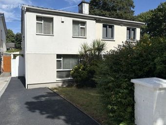 11 Cherbury Park Avenue, Lucan, Co. Dublin