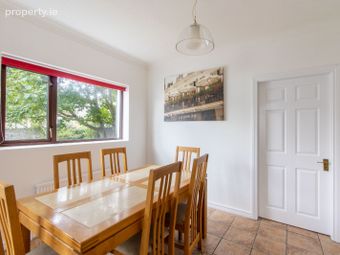 106 Ashleigh Grove, Ballymoneen Road, Knocknacarra, Co. Galway - Image 4
