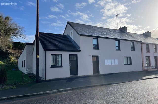 Apartment 3 , Shamrock Place, Manorcunningham, Co. Donegal - Click to view photos