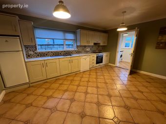 19 Hawthorn Close, Ballinasloe, Ballinasloe, Co. Galway - Image 5