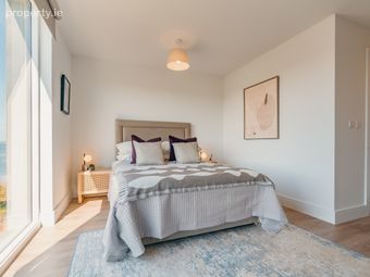 3 Bed, Howth Road, Howth, Co. Dublin - Image 2