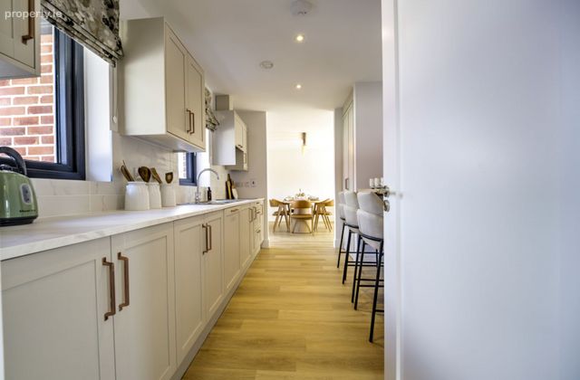 The Maple / 3 Bed End-terrace, Midleton, Co. Cork - Click to view photos