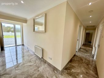 Hartley Cross, Carrick-on-Shannon, Co. Leitrim - Image 5