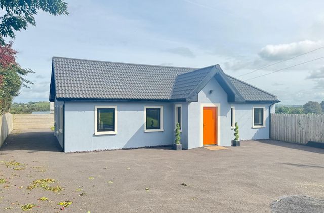 Annagh, Ballykeeran, Co. Westmeath - Click to view photos