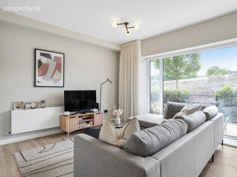 15 Tully Green, Dublin 18, Cherrywood, Co. Dublin - Image 3