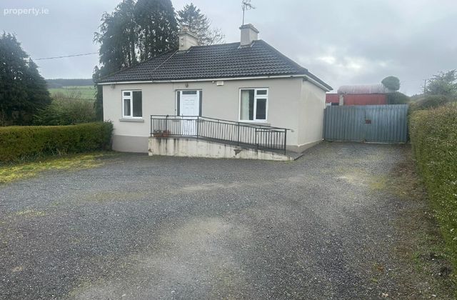 Nadd, Co. Cork, Lyre, Co. Cork - Click to view photos