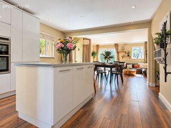69 Grianan Fidh, Aikens Village, Sandyford, Dublin 18 - Image 3