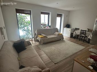 Apartment 2, 1a Cathedral Street, Dublin 1 - Image 2