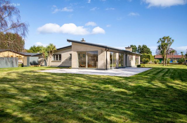 9 Cornagower Park, Brittas Bay, Brittas Bay, Co. Wicklow - Click to view photos