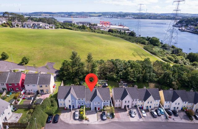 39 Chandlers Rest, Rushbrooke Links, Cobh, Co. Cork - Click to view photos