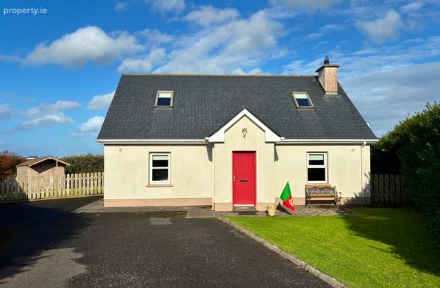12 Cluainin Na Mbo, Carrowhubbock South, Enniscrone, Co Sligo, Enniscrone, Co. Sligo - Click to view photos