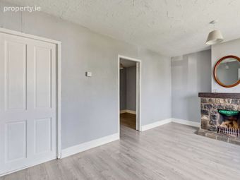 64 Captain's Avenue ( With Rear Extension), Kimmage, Dublin 12 - Image 4