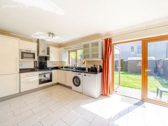 50 Dunbeag, Newport Road, Castlebar, Co. Mayo - Image 5