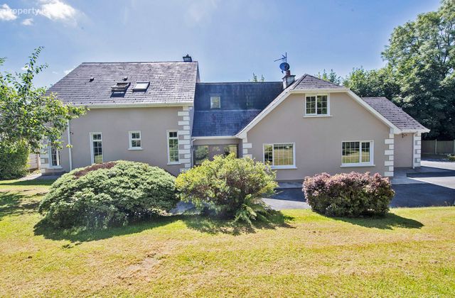 Villierstown, Dungarvan, Co. Waterford - Click to view photos