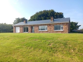 Reeks View Lodge, Ownagarry, Killorglin, Co. Kerry - Image 2