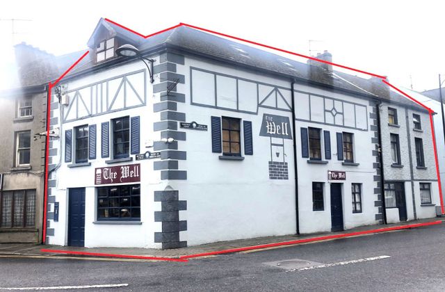 Sarsfield St Nenagh, Nenagh, Co. Tipperary - Click to view photos