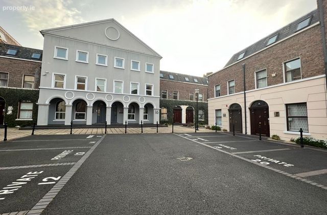 Windsor Place, Dublin 2, Dublin 2 - Click to view photos