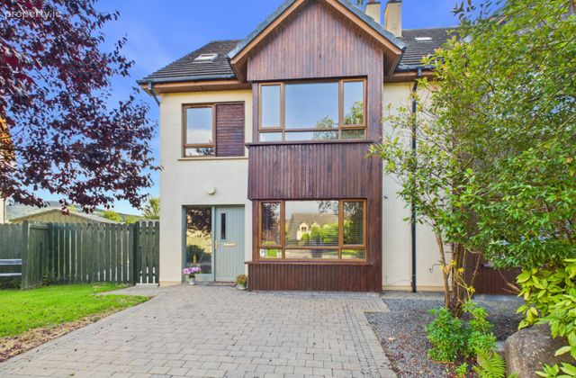 20 Heather Park, P&aacute;irc Na Gloine, Kenmare, Co Kerry, Kenmare, Co. Kerry - Click to view photos