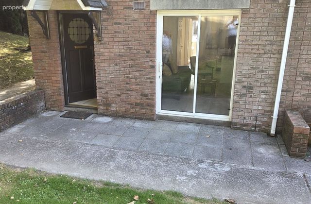 Skehanore, South Douglas Road, Cork City Centre, Co. Cork - Click to view photos