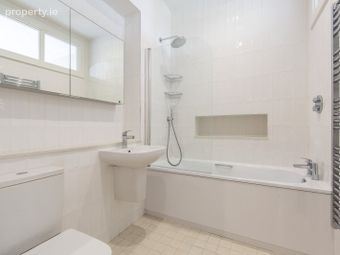 7 Raglan Hall, Clyde Road, Ballsbridge, Dublin 4, Ballsbridge, Dublin 4 - Image 3