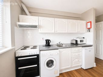 Apartment 8, Nore House, Canada Square, Newtown, Co. Waterford - Image 4