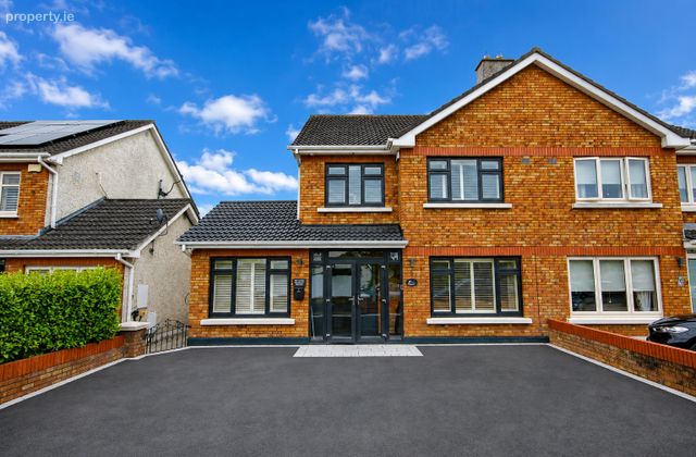 13 Rinawade Lawns, Leixlip, Co Kildare, Leixlip, Co. Kildare - Click to view photos