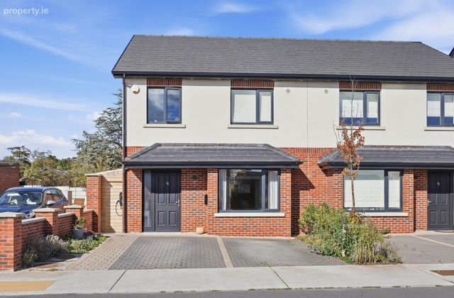 36 Oak Park, Malahide, Co. Dublin - Click to view photos