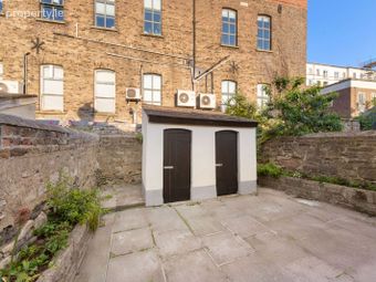 7 Albert Court East, Dublin 2, Grand Canal Dock, Dublin 2 - Image 2