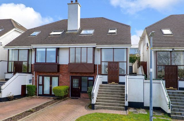 4 Dun A Ri, Kingston Road, Kingston, Galway, Kingston, Co. Galway - Click to view photos
