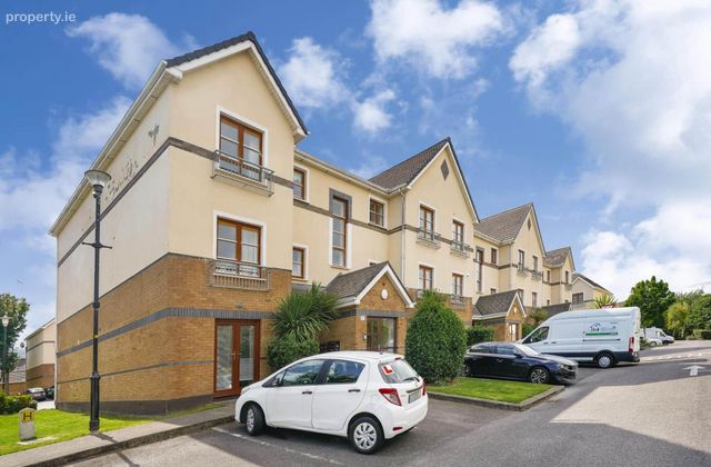 Marlfield Lawn, Kiltipper, Tallaght, Dublin 24, Tallaght, Dublin 24 - Click to view photos