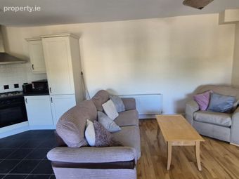 11 Holly House, Garrane Darra, Wilton, Co. Cork - Image 4