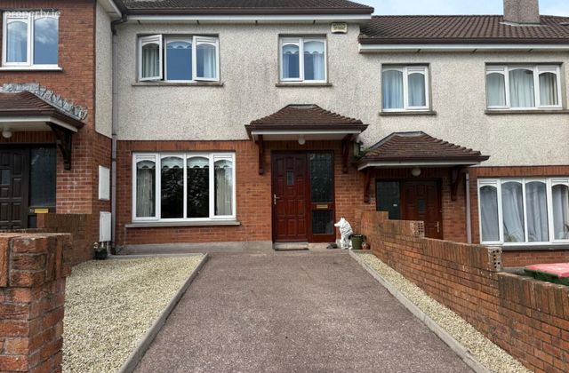 69 Eagle Valley, Wilton, Co. Cork - Click to view photos
