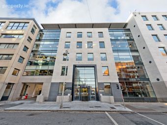 Iveagh Court - Block D, Harcourt Road, Dublin 2, Dublin 2 - Image 2