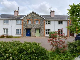 9 The Baroney, Elphin Street, Strokestown, Co. Roscommon