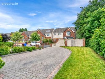 24 Old Chapel Grove, Carragh, Co. Kildare - Image 3