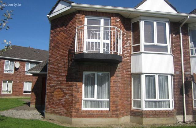 Dun Na Riogh Green, Naas, Co. Kildare - Click to view photos