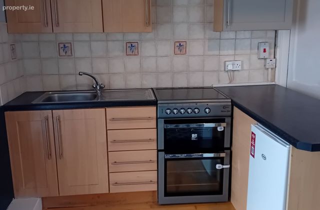 Athlone Central, Co. Westmeath, Athlone, Co. Westmeath - Click to view photos