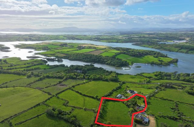 Hobson's Choice, Creagh, Baltimore, Co. Cork - Click to view photos
